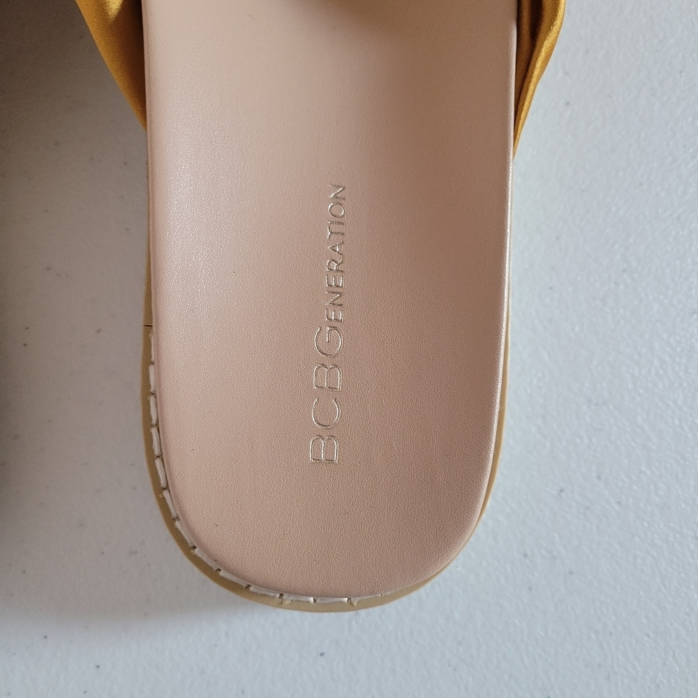 NIB BCBG Essina Golden Yellow Espadrille Flat Sandals - Picture 6 of 8